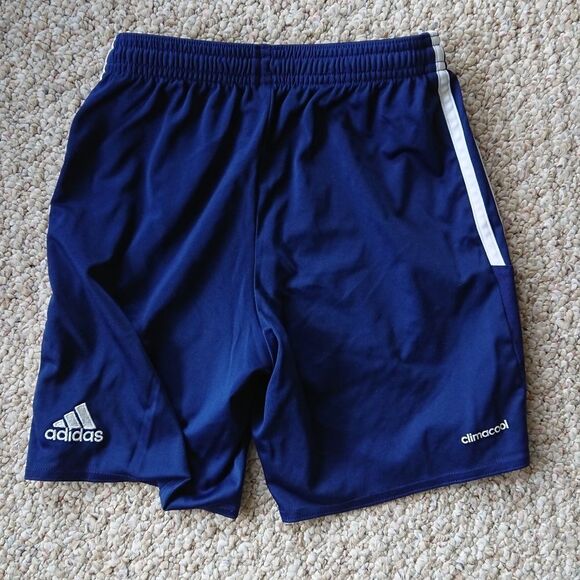 Adidas Little Boys Classic 3 Stripe Shorts size S/9-10Y - Picture 1 of 6